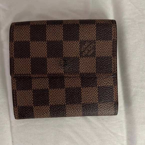 Louis Vuitton Handbags - LV wallet